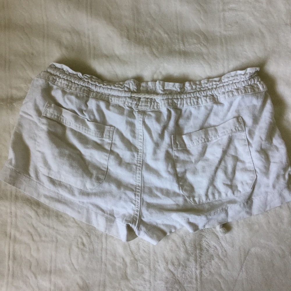White Ruffle Shorts - Picture 2 of 5
